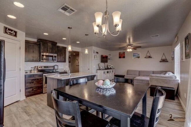 Photo - Pet Friendly: 3 Bedroom Fossil Hills Townhome With 2 Car Garage