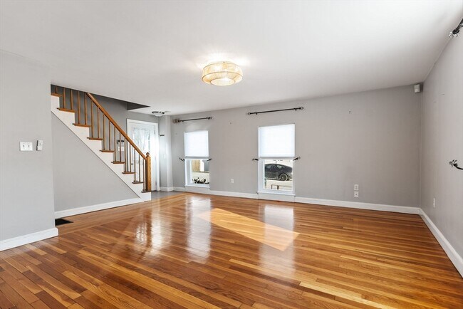 Photo - 12 Wright St Unit 1