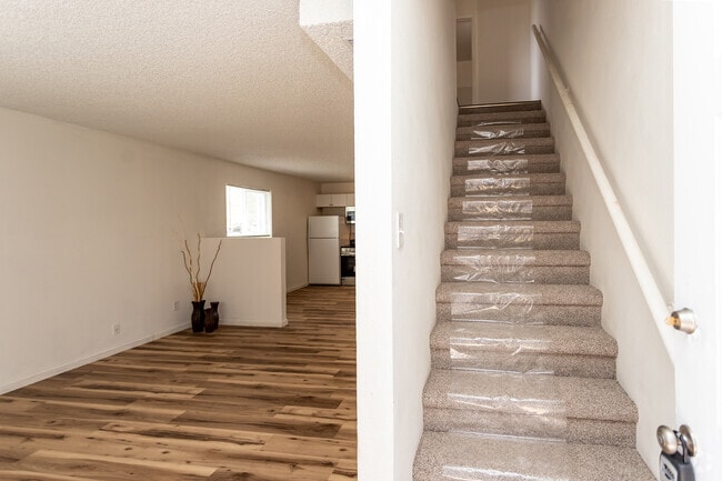 Building Photo - 6672 Provincial Dr Unit 6672 Rental
