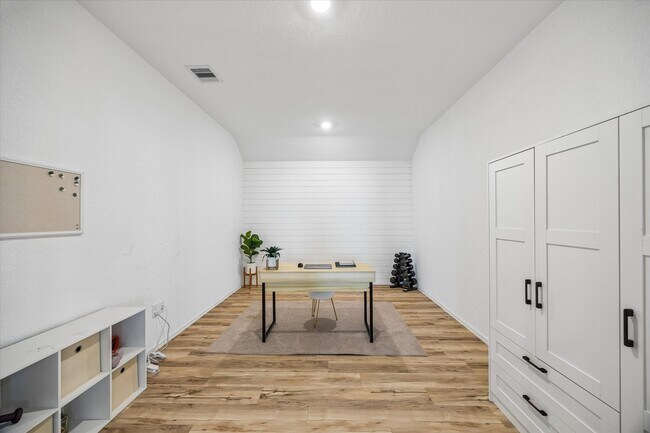 Photo - 7511 Greenbriar Cayon Ln