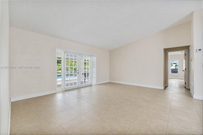 18468 SW 89th Ct