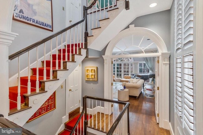 Photo - 3230 Volta Pl NW