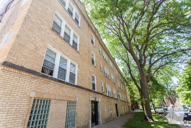 Building Photo - 1921 W Winona St Rental