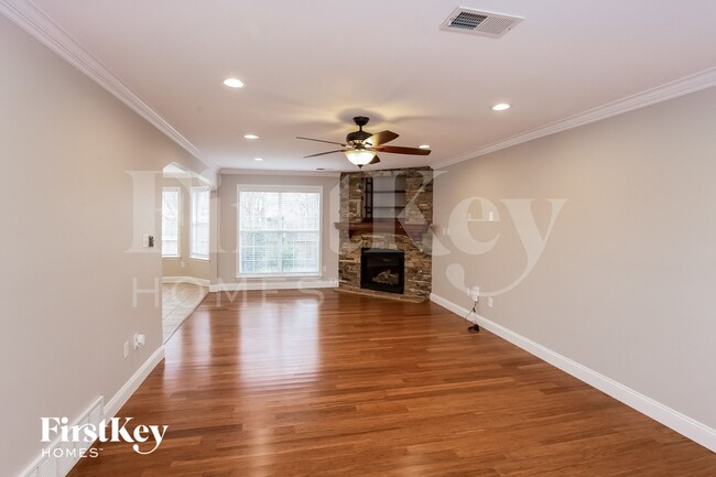 Photo - 10258 Spruce Grove Ln