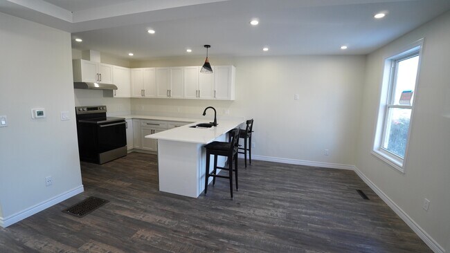 Photo - Gorgeous 1 Bedroom House with Loft