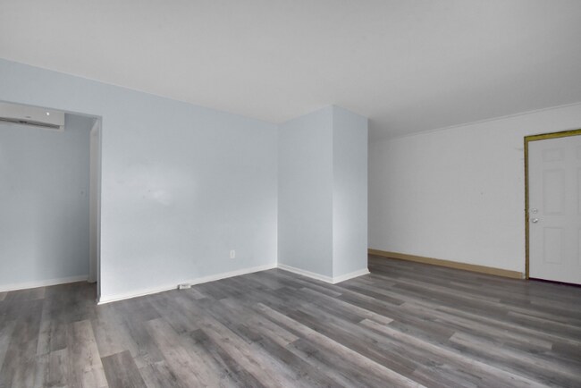 Photo - 849 Wellington Blvd Unit 849