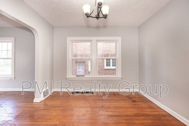 Photo - 3581 Ingleside Rd Unidad Down