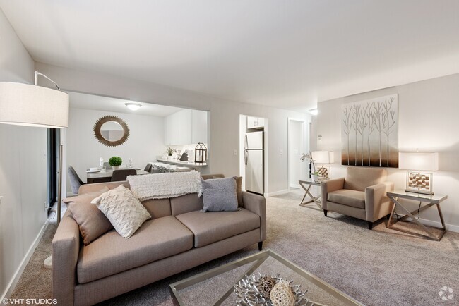 Spacious Living Area - Cedar Heights Apartments