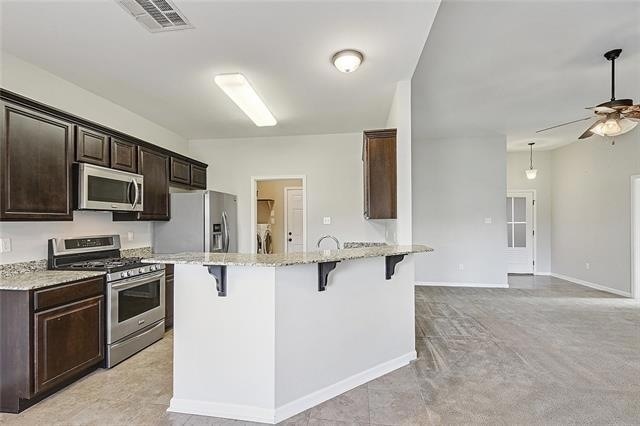 Photo - 380 Mansfield Dr