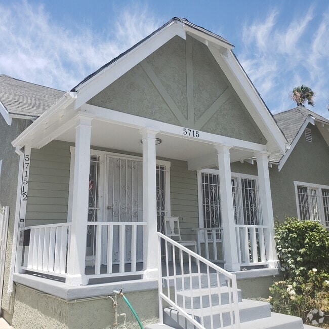 Building Photo - 5715 S Rimpau Blvd Rental