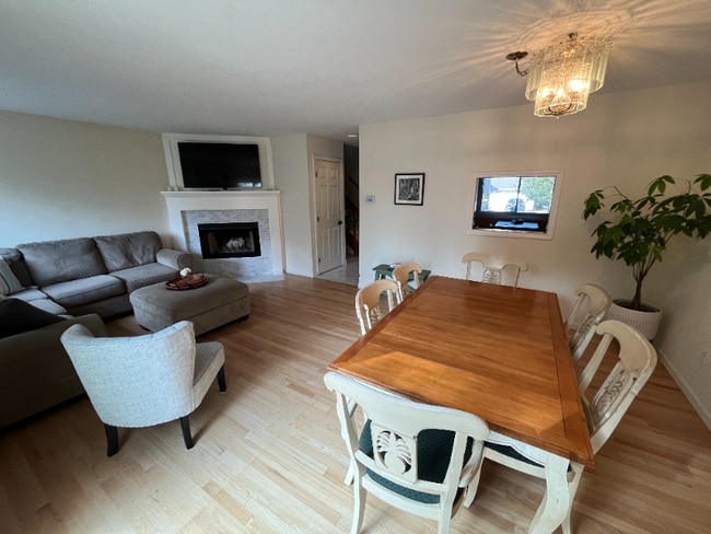 Photo - 62 Fox Run Ct