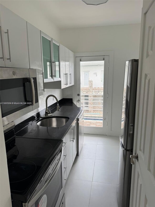 Building Photo - 320 85th St Unit 24 Rental