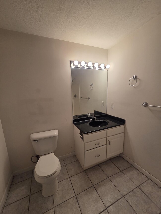 1706 2nd Ave Unit 3