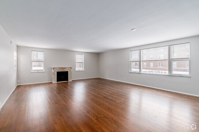 Luxury Suite - 2,600SF - Living Room