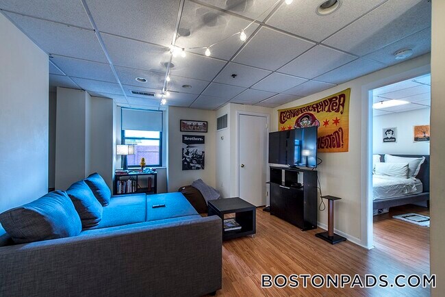 62 Boylston St Unidad 324