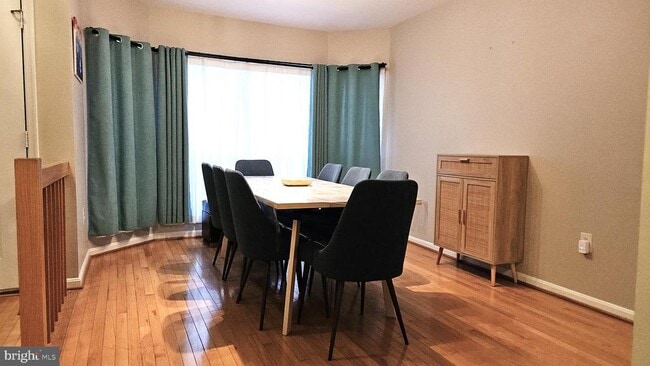 Photo - 13107 Hugo Pl