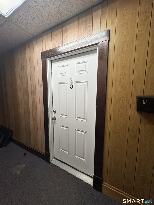 Photo - 82 S Main St