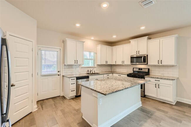 Photo - 3 bedroom with office in sought after Copper Canyon Community!
