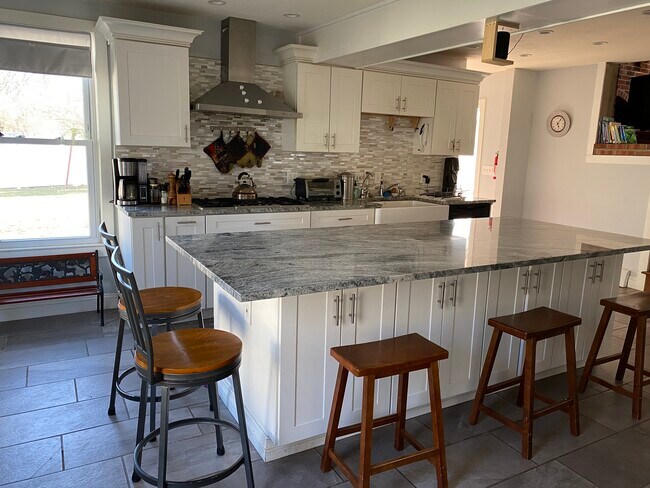 Kitchen - 42 Epping Rd House
