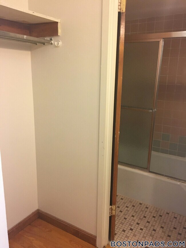 Photo - 1110 Commonwealth Ave Unidad 418