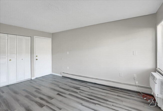 Photo - Fitzsimons Junction