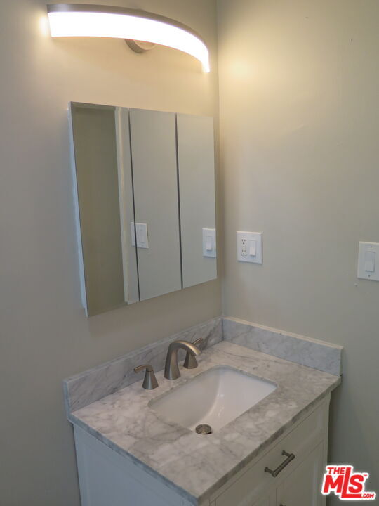 Photo - 1022 Croft Ave Unit 5