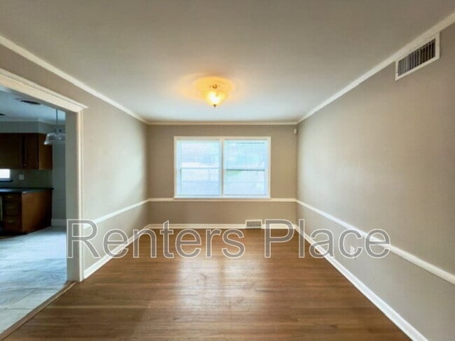 Photo - 3315 S Lewis Ave