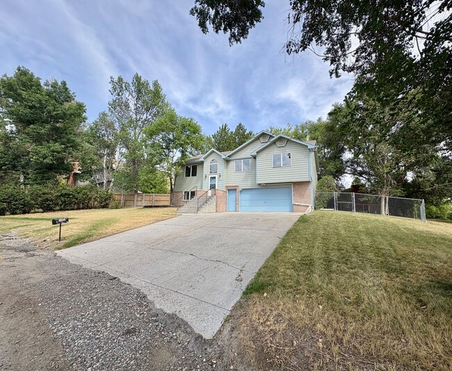 Photo - 2905 High Park Dr