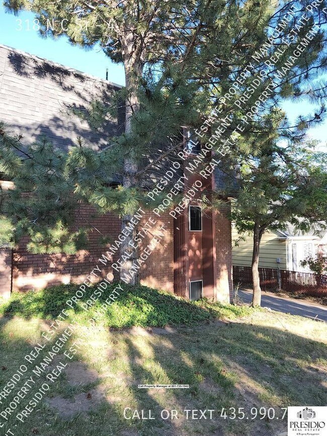 Photo - 318 N Center St Unit 4