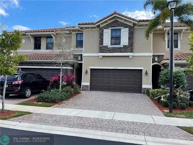 Photo - 12190 Village Pl Townhome