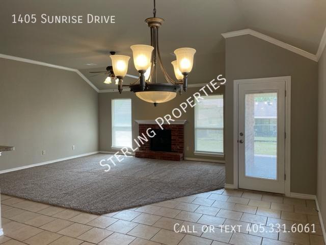 Photo - 1405 Sunrise Dr