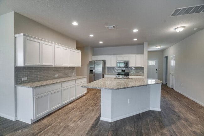 Photo - 13804 Cantarra Dr