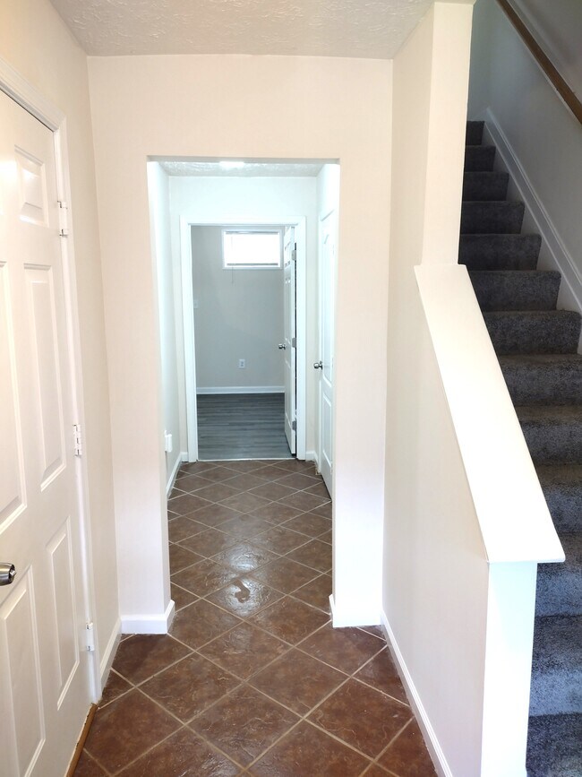 Photo - 6704 Darkwood Ct