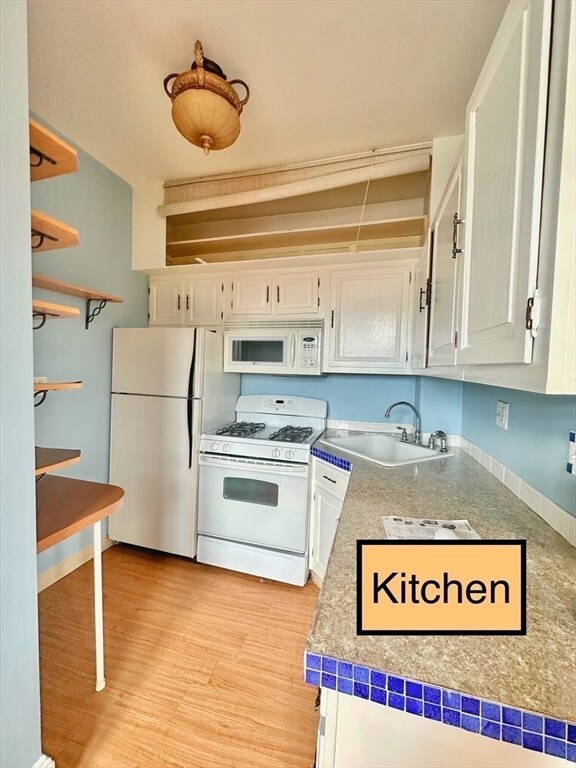 Photo - 1161 Commonwealth Ave