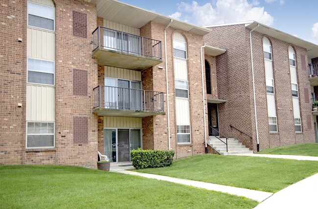 Painters Mill Apartments - Painters Mill Apartments