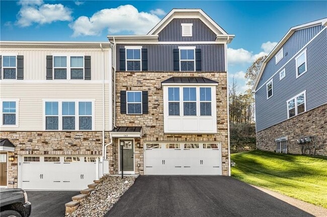Building Photo - 143 Moyer Hill Dr
