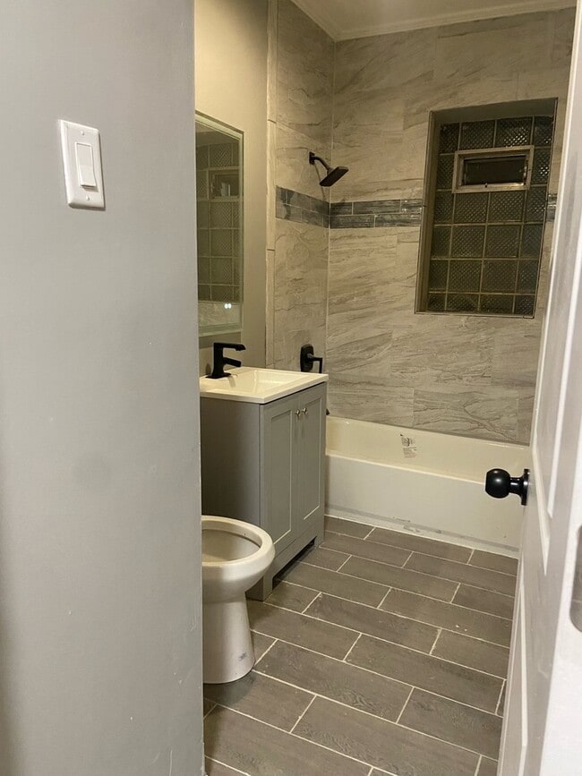 Photo - 6840 S Calumet Ave