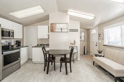 Photo - 330 N Holmes Ave
