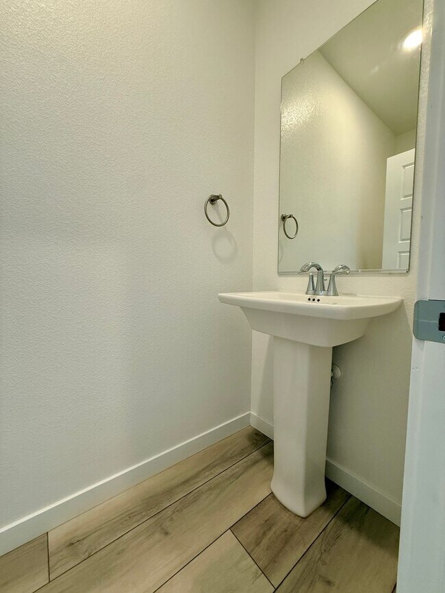Photo - Beautiful Spring Valley Lennar Home-Make it yours today!
