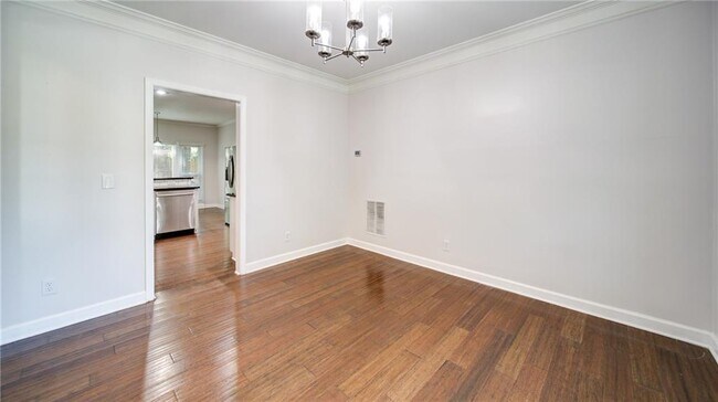 Photo - 680 Evening Pine Ln