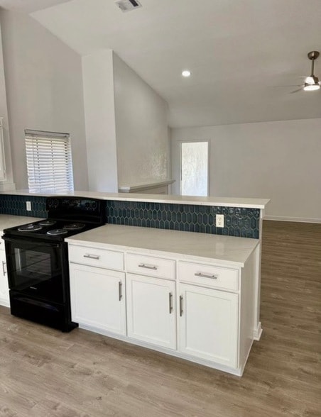 Photo - 4220 Staghorn Cir N