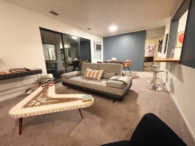 Sala de estar - 400 N Haddon Ave Unidad 19
