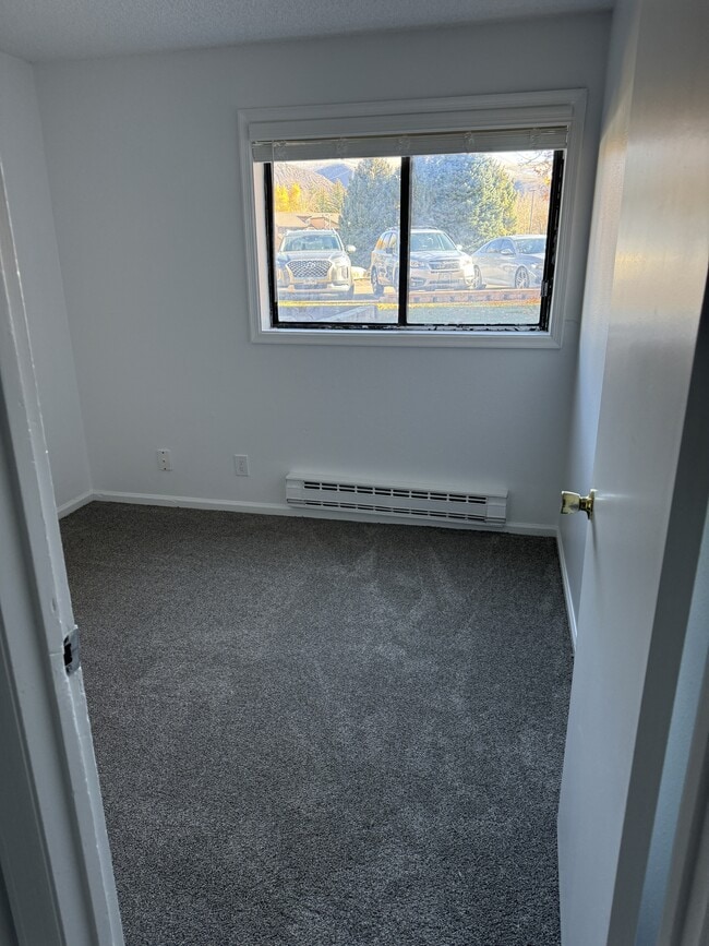 Photo - 1061 W Beaver Creek Blvd