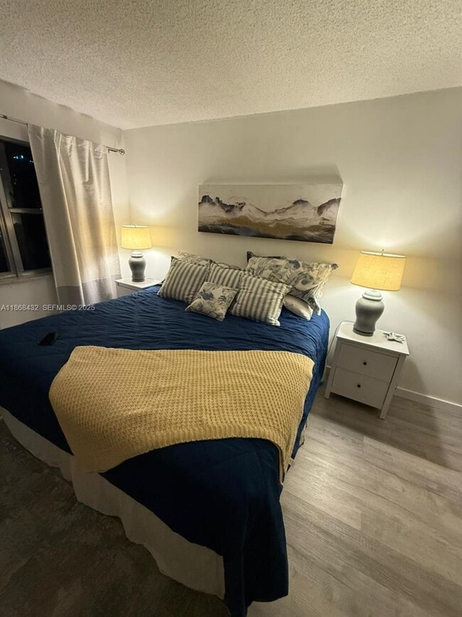 Photo - 401 Golden Isles Dr Unit 916