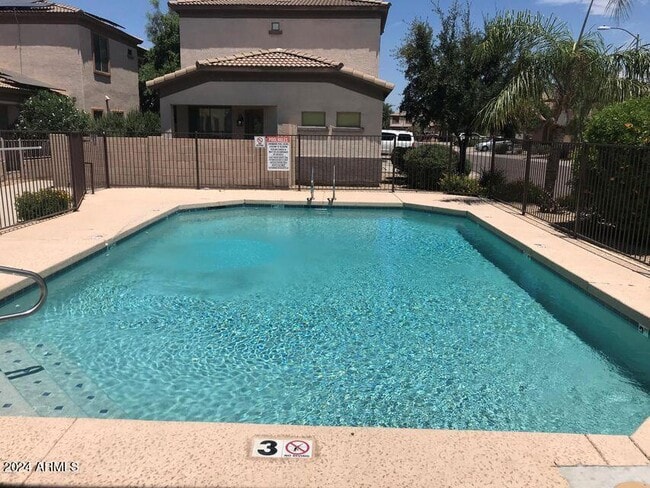 Photo - 3618 W Marconi Ave