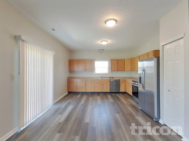 Photo - 2690 Kilmurray Dr