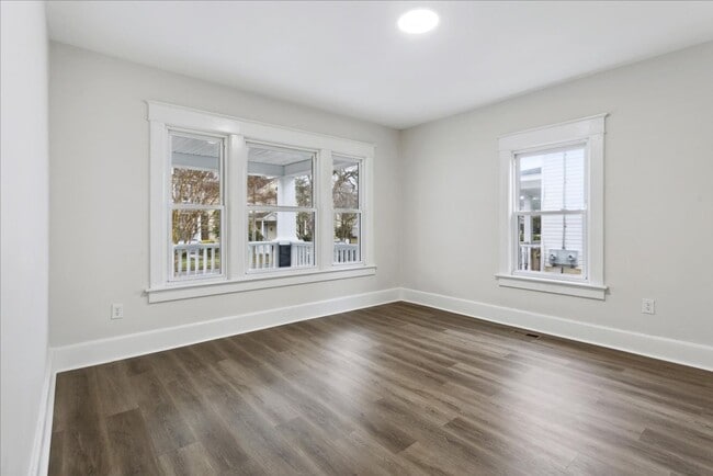 Photo - 1307 Holly Ave