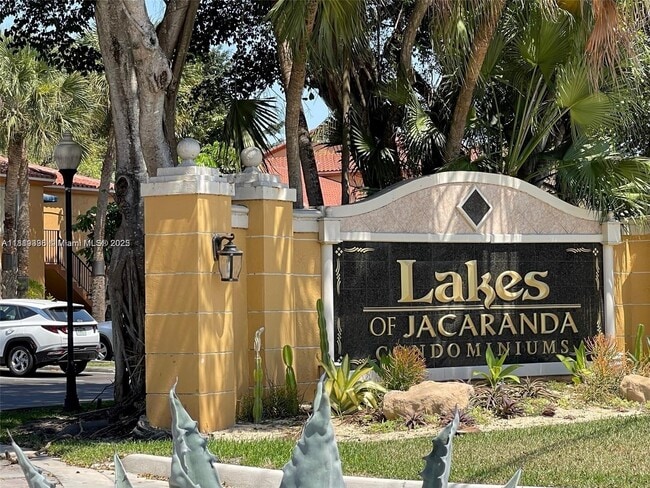 Photo - 10717 Cleary Blvd Unidad 207 Rental