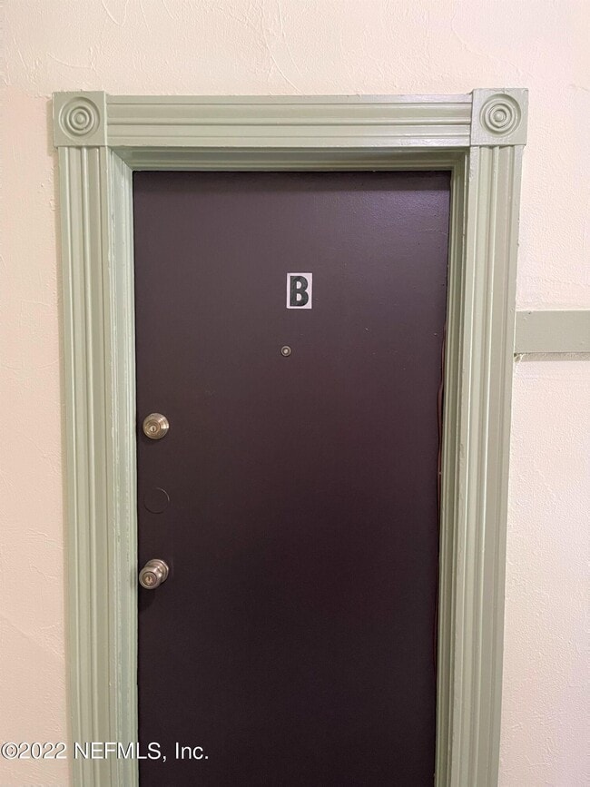 Photo - 24 Riberia St Unit B