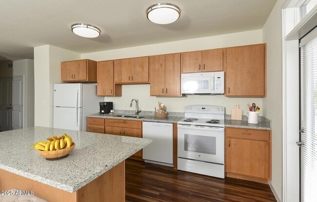 Photo - 16985 W Van Buren St Unit 1